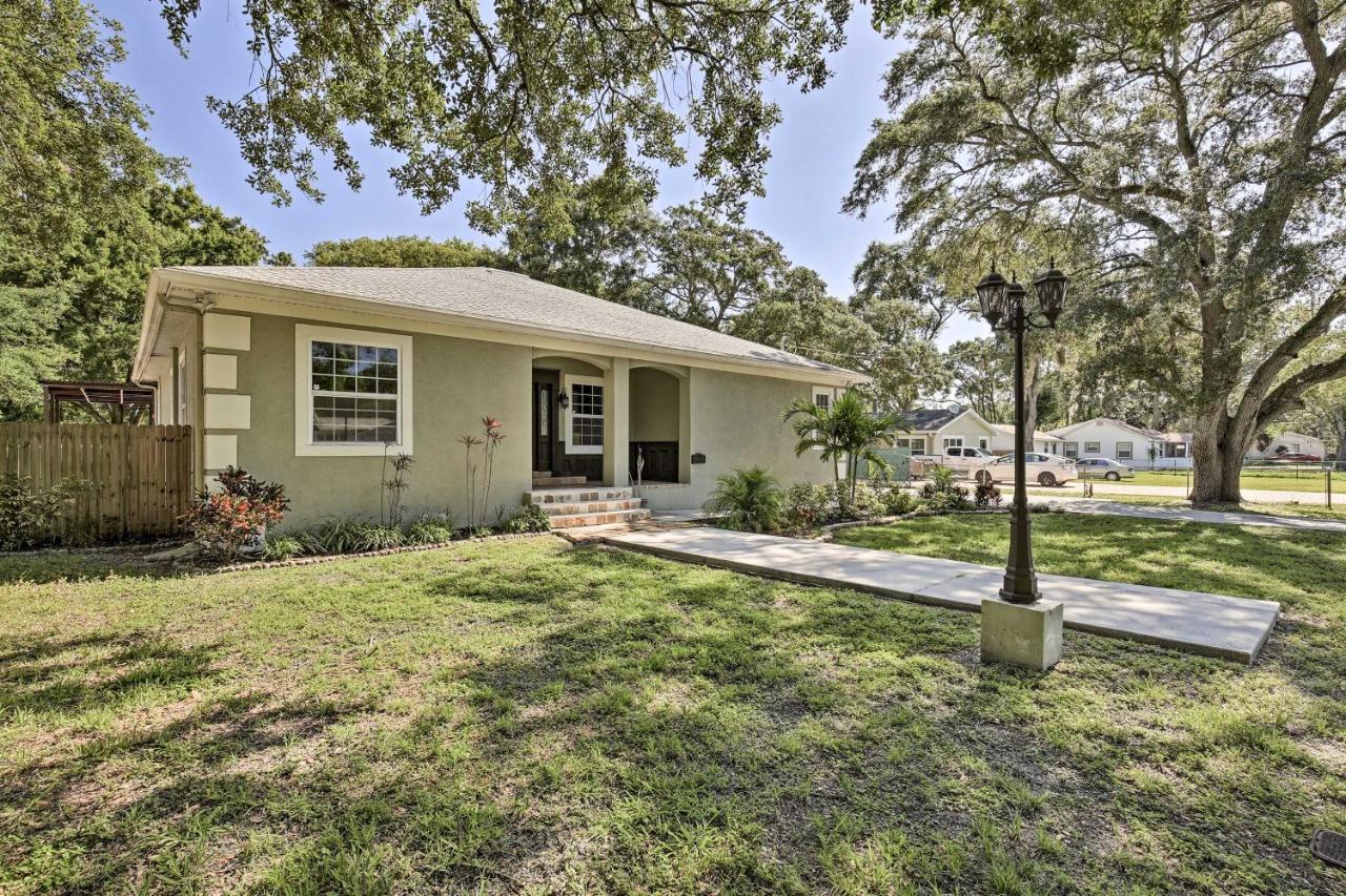 Вилла Tampa Oasis With Pool About 7 Mi To Busch Gardens! Экстерьер фото