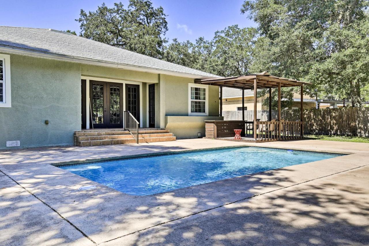 Вилла Tampa Oasis With Pool About 7 Mi To Busch Gardens! Экстерьер фото